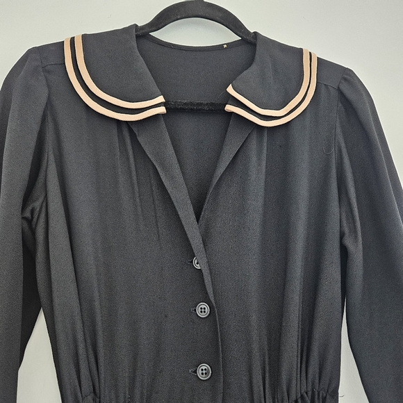 Albert Nipon Vintage Black With Cream Pleated Skirt Long Ruffled Sleeve Dress - Picture 5 of 15